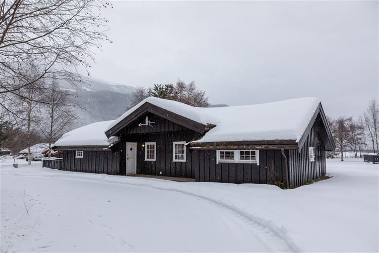 Kvitfjelltunet 6