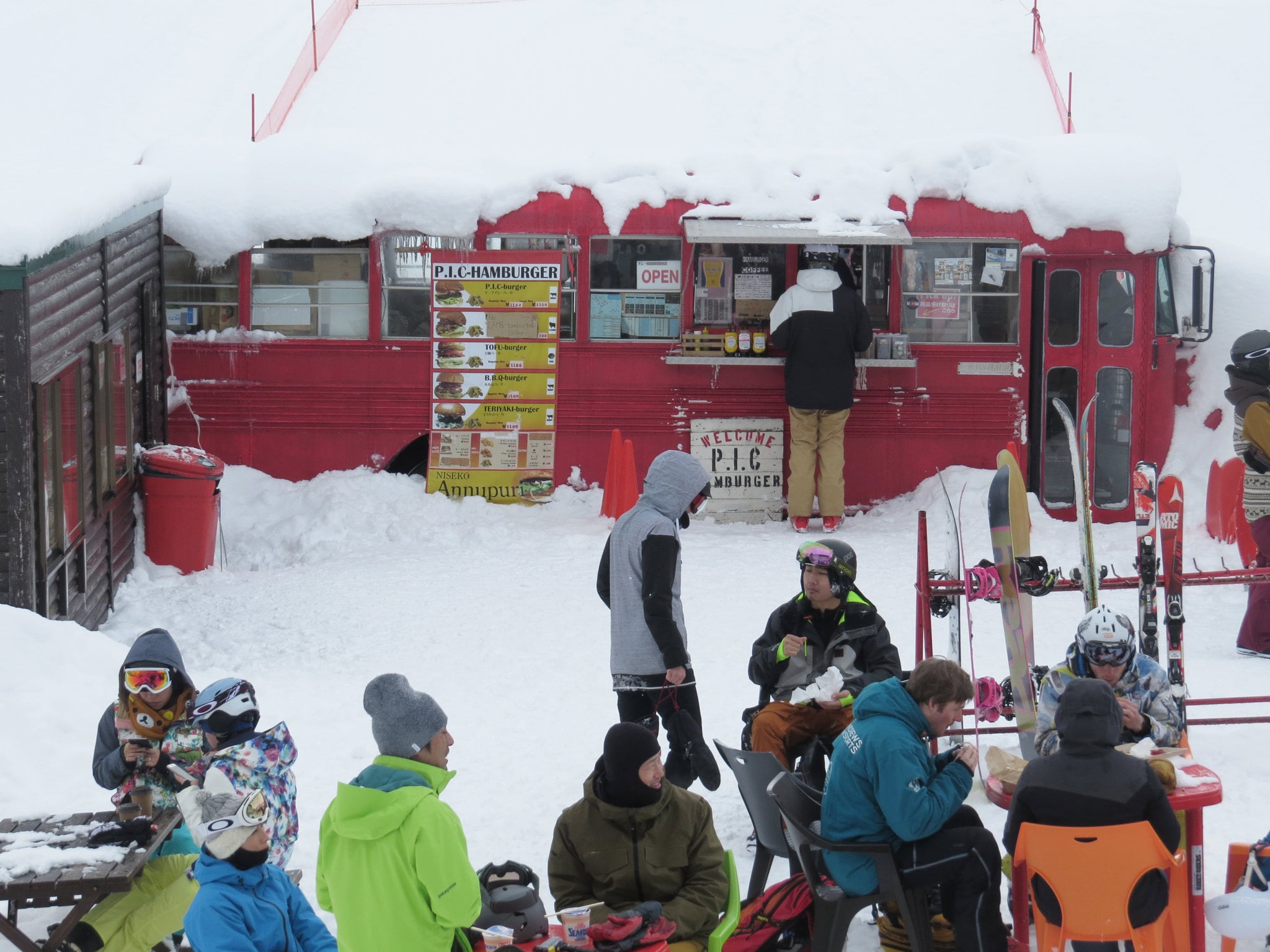 Offpiste | Powder Roadtrip i Japan | Hokkaido